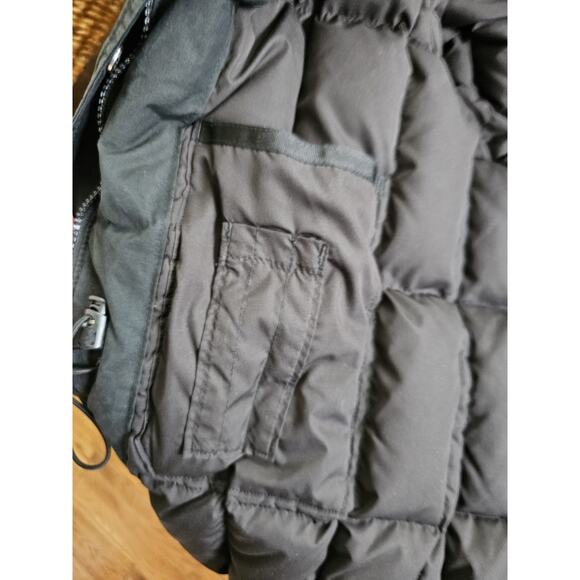 Woolrich Duck Down Quilted Puffer Parka Coat Women's Size M Coyote Fur Trim Long - Picture 10 of 16